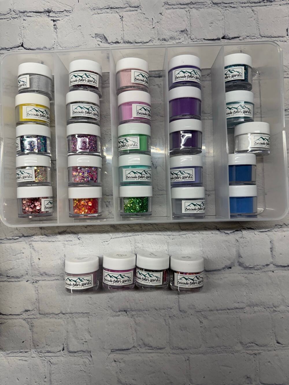 Cascade Color Works CCW Bundle of 25 Nail Dip Powder